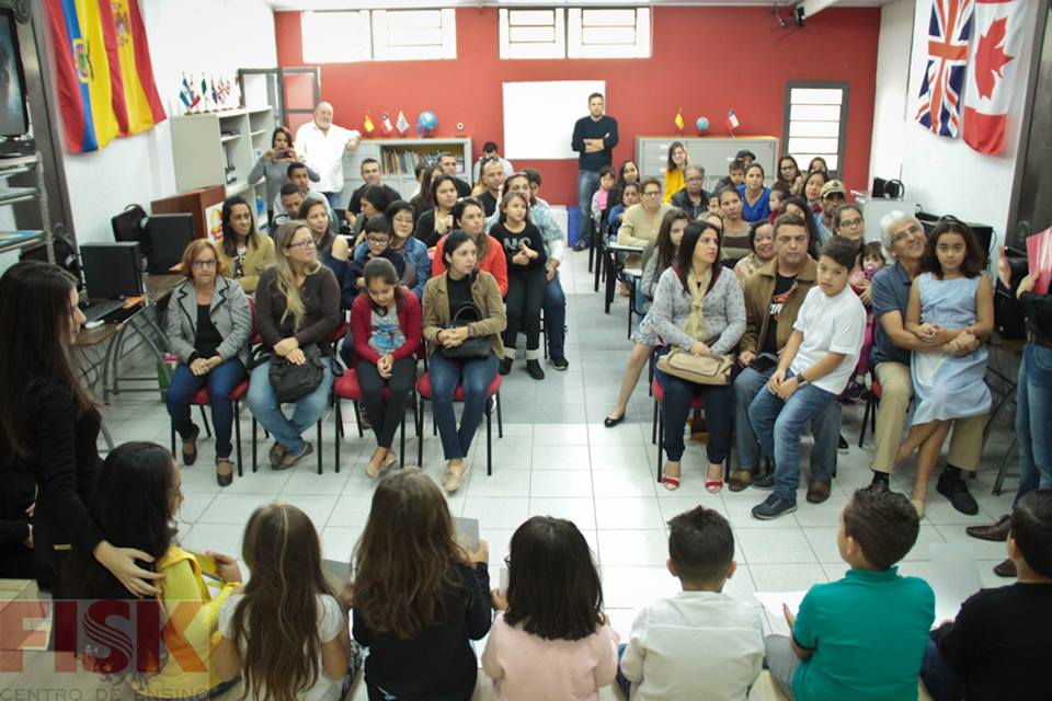 Fisk Caçapava/ SP: Apresentação de teatro Fisk Caçapava